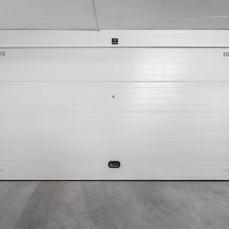 Ocean Lookout With Private Parking In The Heart Of Apartmán *