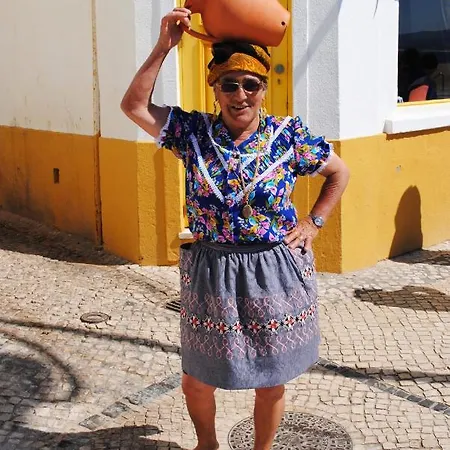 Ocean Lookout With Private Parking In The Heart Of * Nazaré