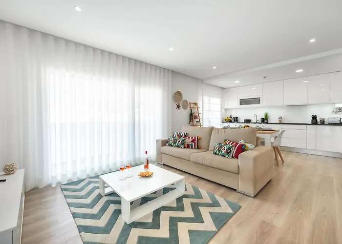 Ocean Lookout With Private Parking In The Heart Of Apartment